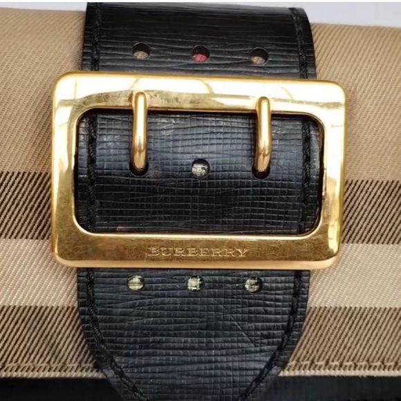 Authentic BURBERRY 
House Check Bridle Calfskin Small Madison Buckle Bag… - Picture 10 of 14